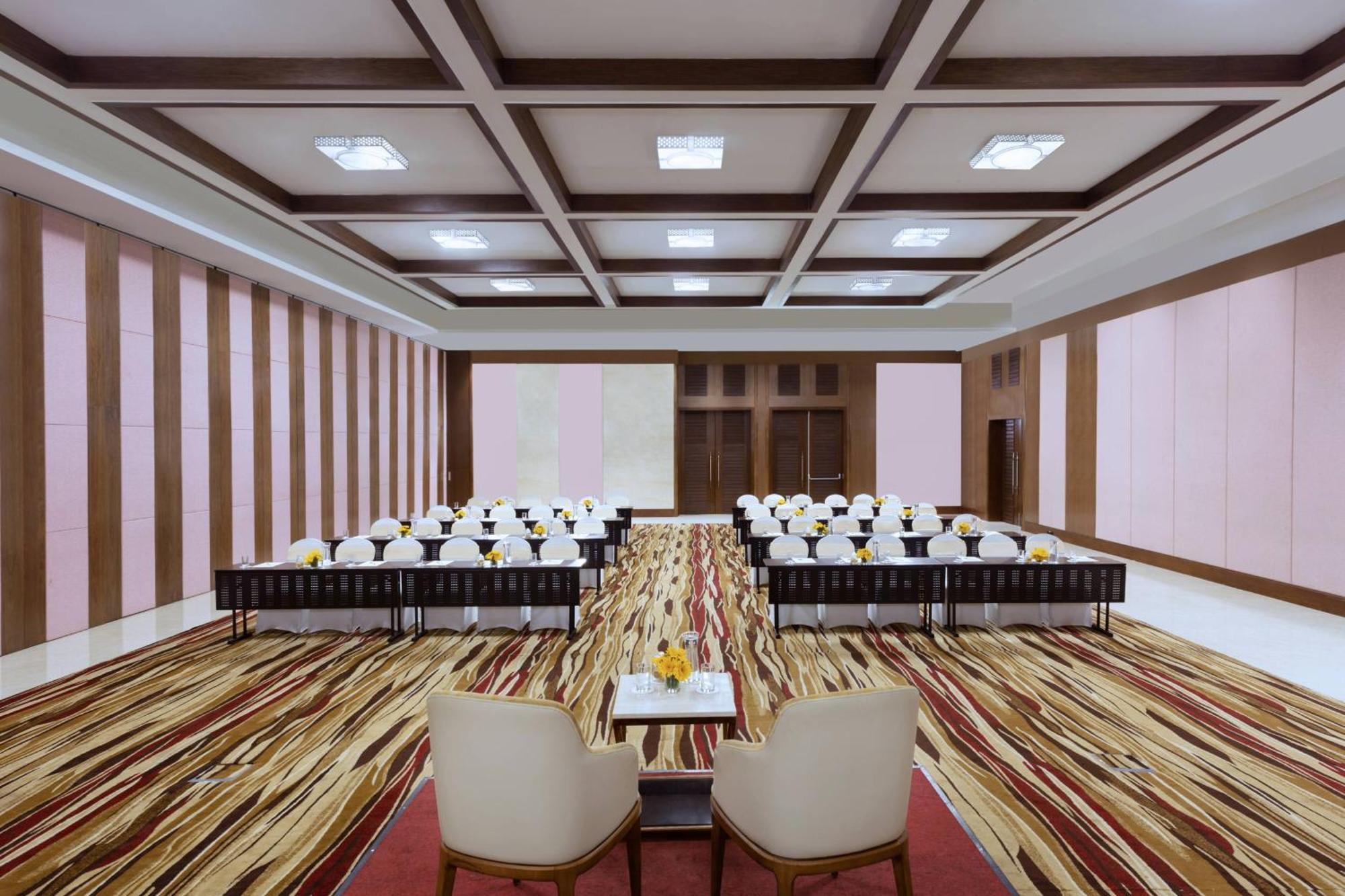 Courtyard By Marriott Madurai Hotel Exterior foto