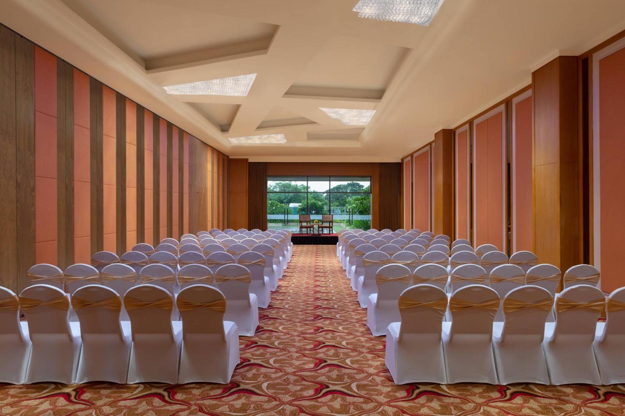 Courtyard By Marriott Madurai Hotel Exterior foto
